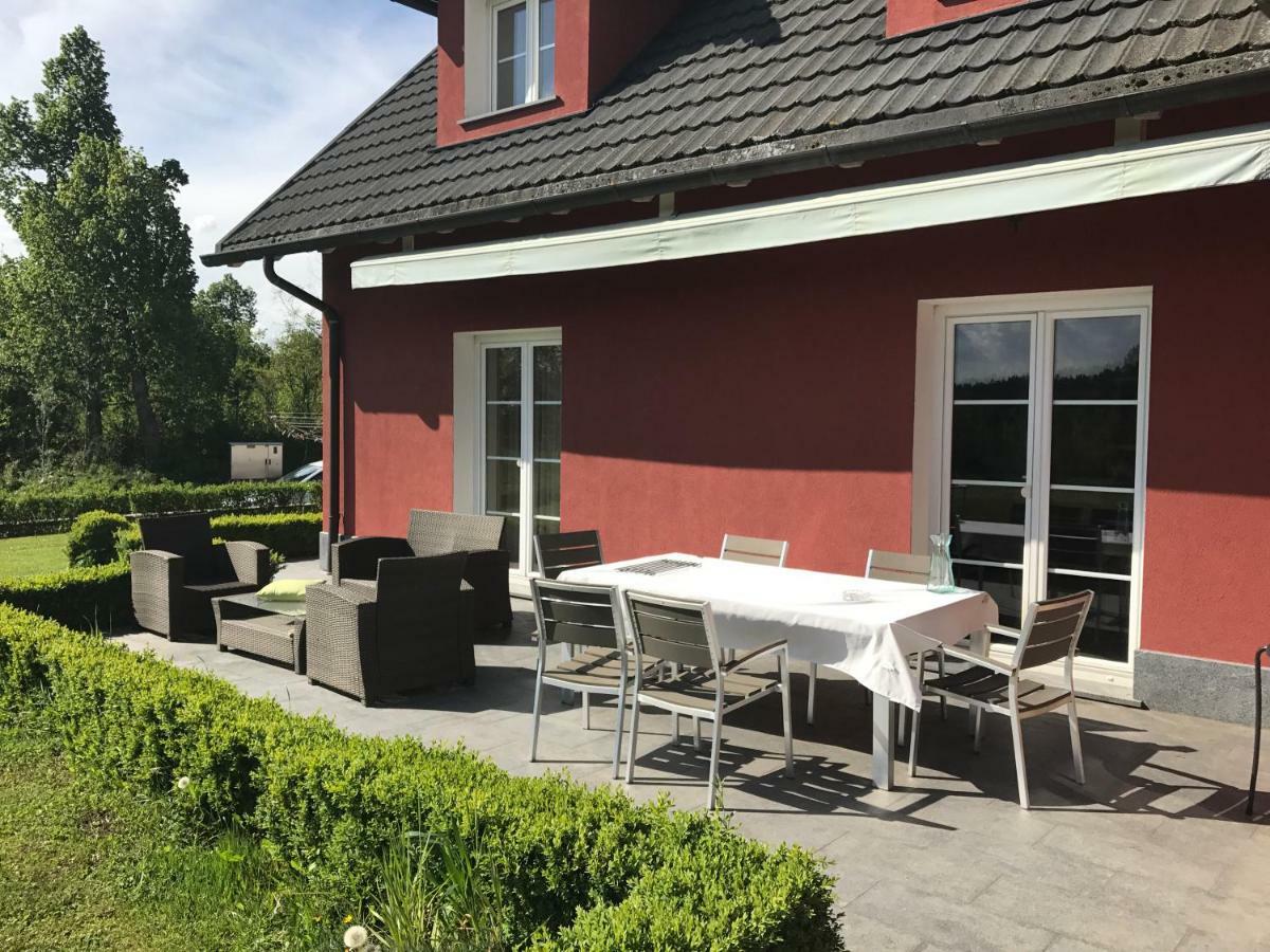 Linden Garden Apartment Постойна Екстериор снимка