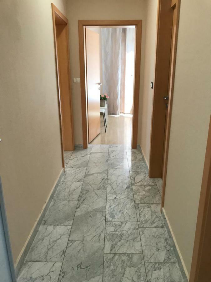 Linden Garden Apartment Постойна Екстериор снимка