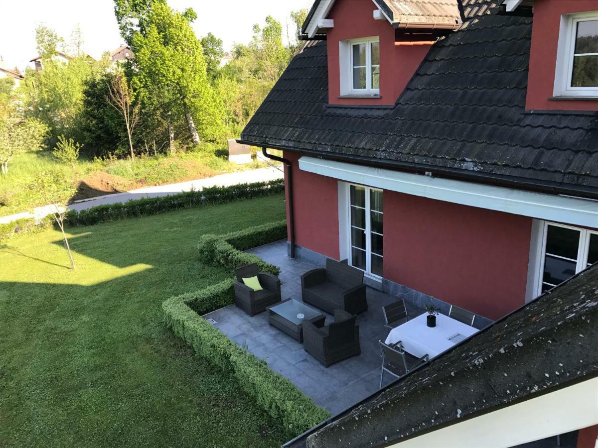 Linden Garden Apartment Постойна Екстериор снимка